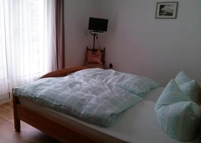 Prinz Eitel Bed & Breakfast 3*