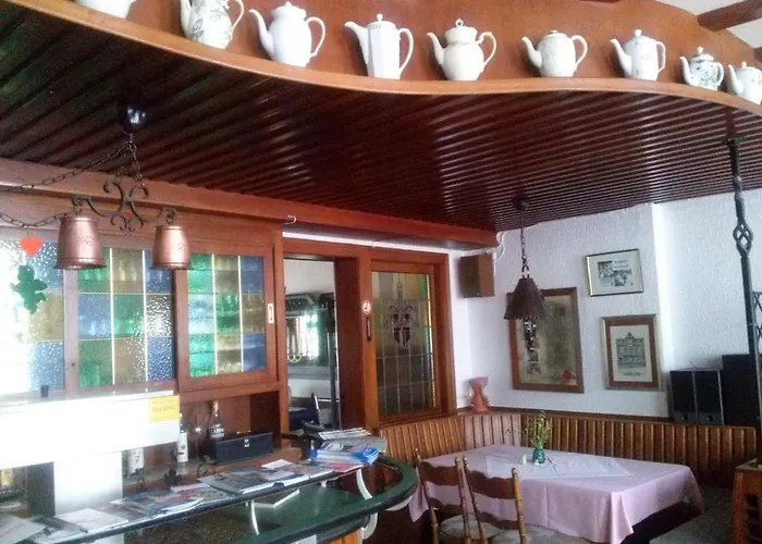 Prinz Eitel לינה וארוחת בוקר